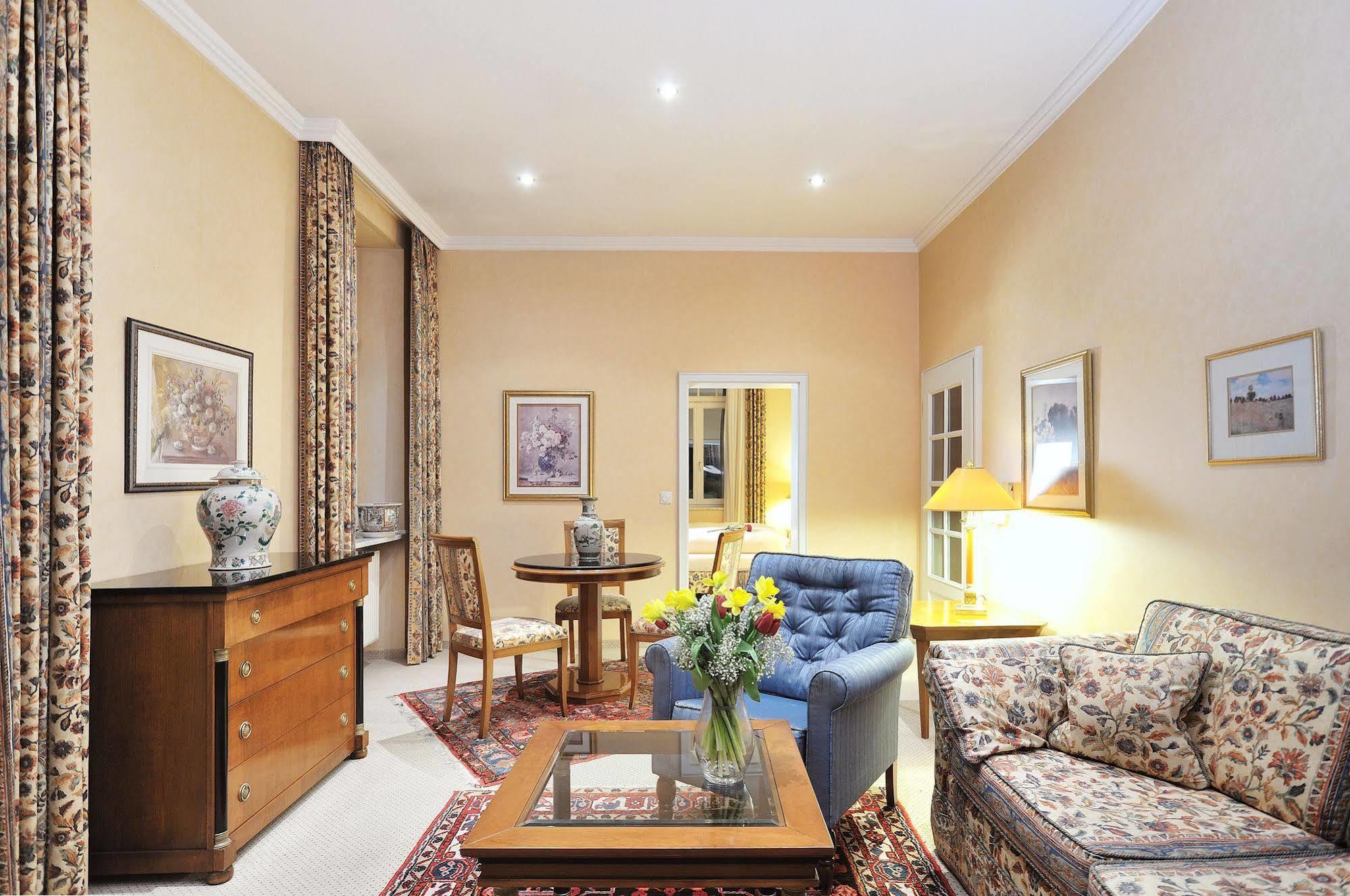 Hotel Residenz Am Rosengarten Bad Kissingen Extérieur photo